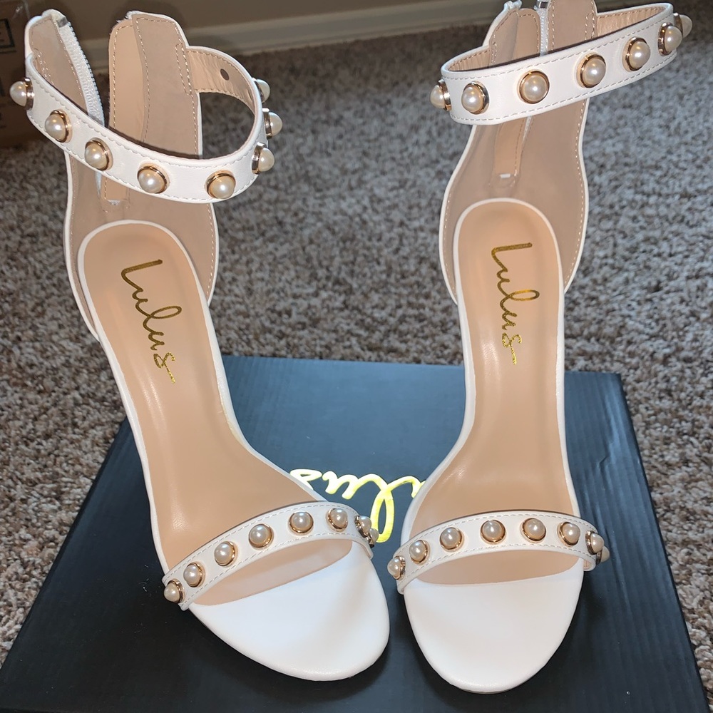 Lulus white heels